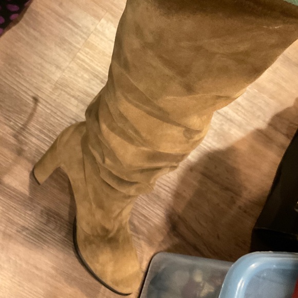 STUART WEITZMAN HIGHLAND CAMEL BROWN SUEDE OVER THE KNEE THIGH HIGH TIE BOOTS - Picture 5 of 12